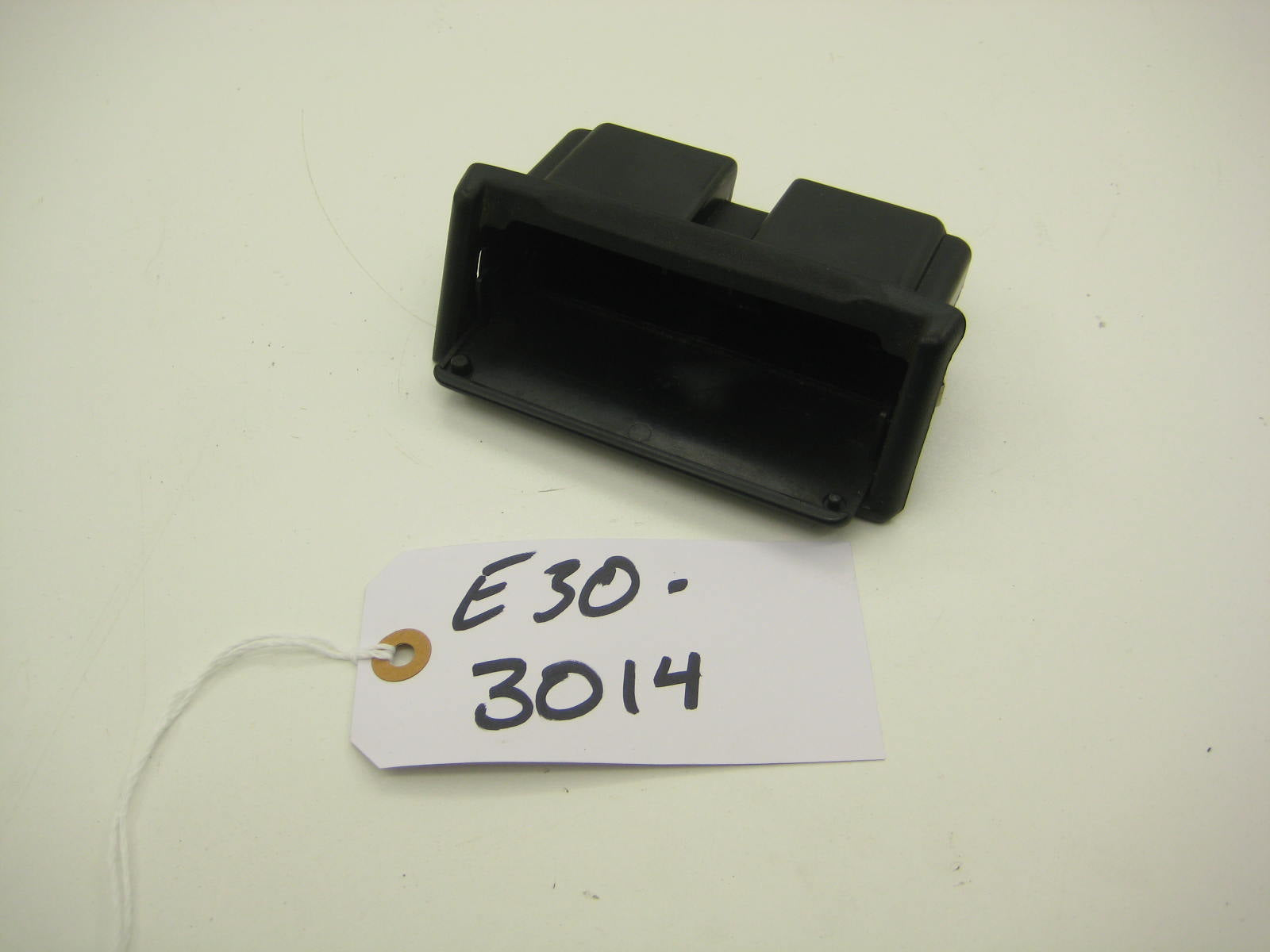 bmw e30 318 325 rear ashtray