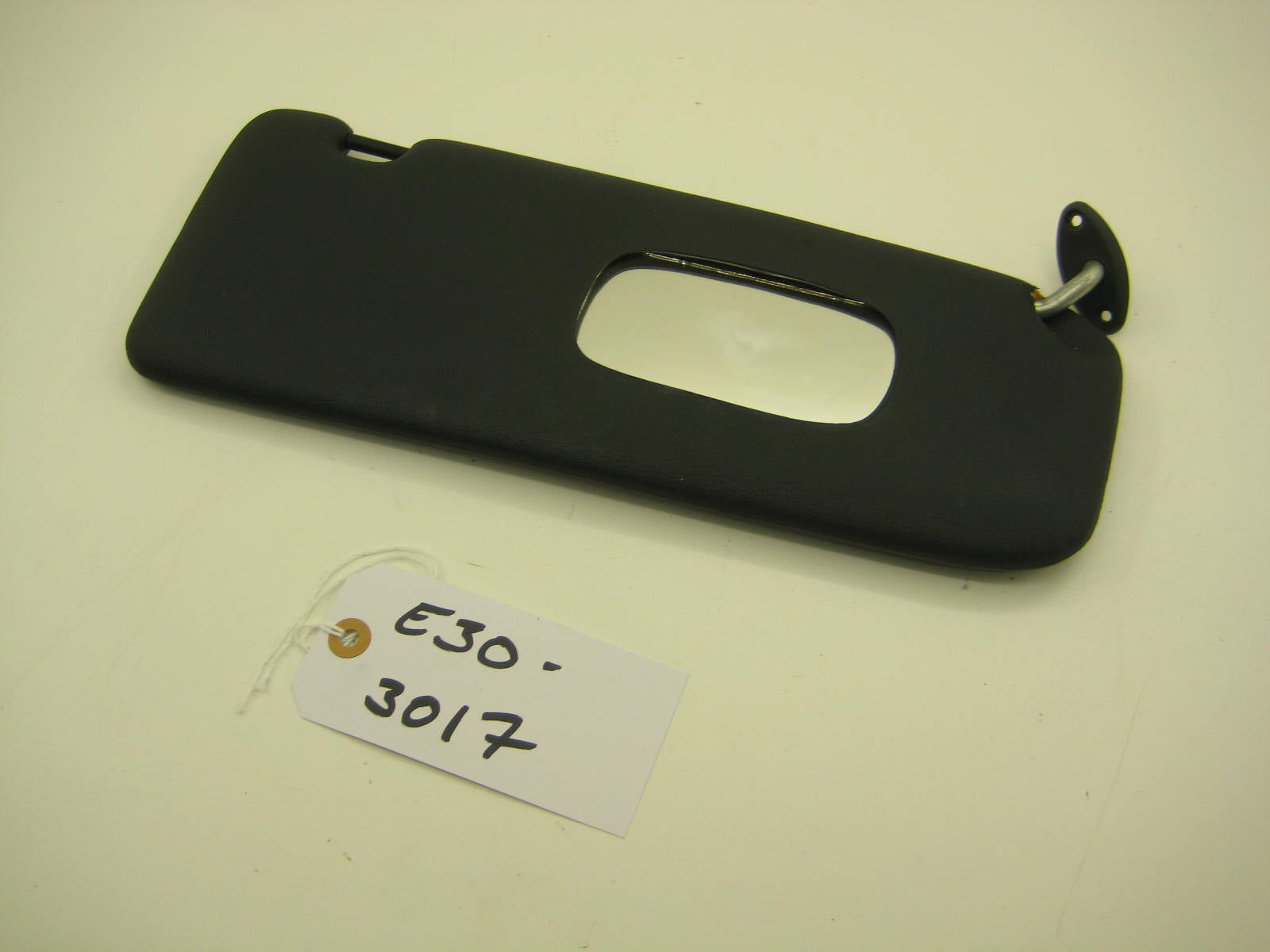 bmw e30 318 325 passenger side sun visor