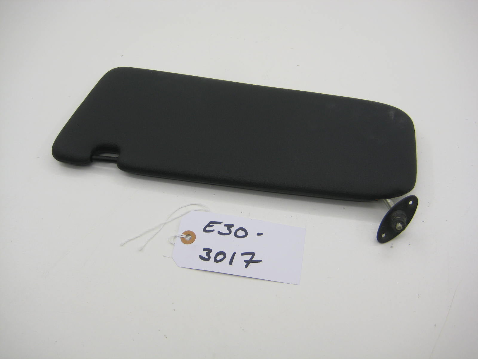 bmw e30 318 325 passenger side sun visor