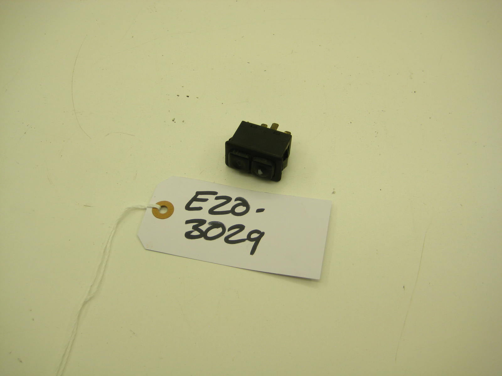 bmw e30 318 325 window switch button 2
