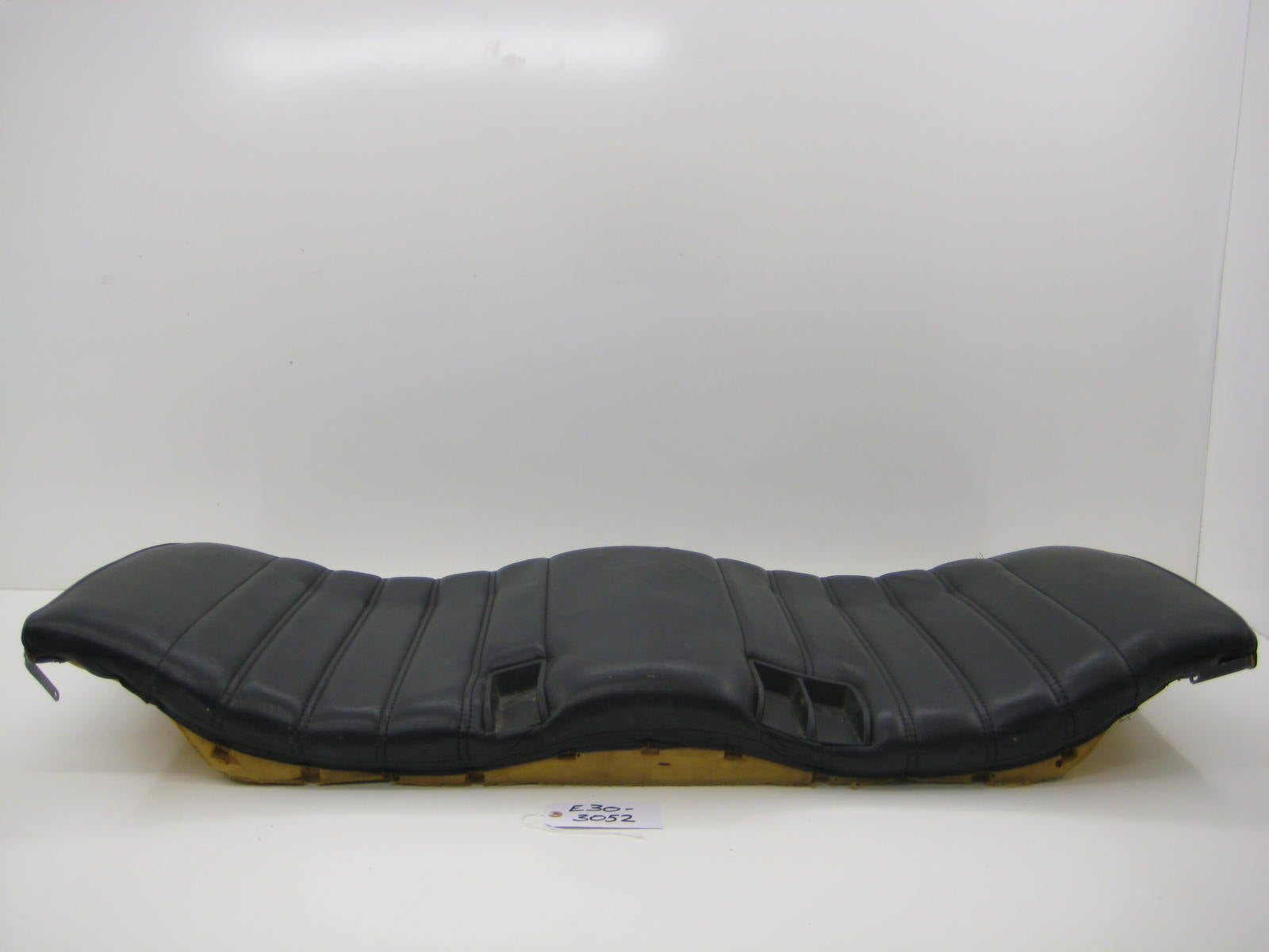 bmw e30 318 325 rear back seat upper