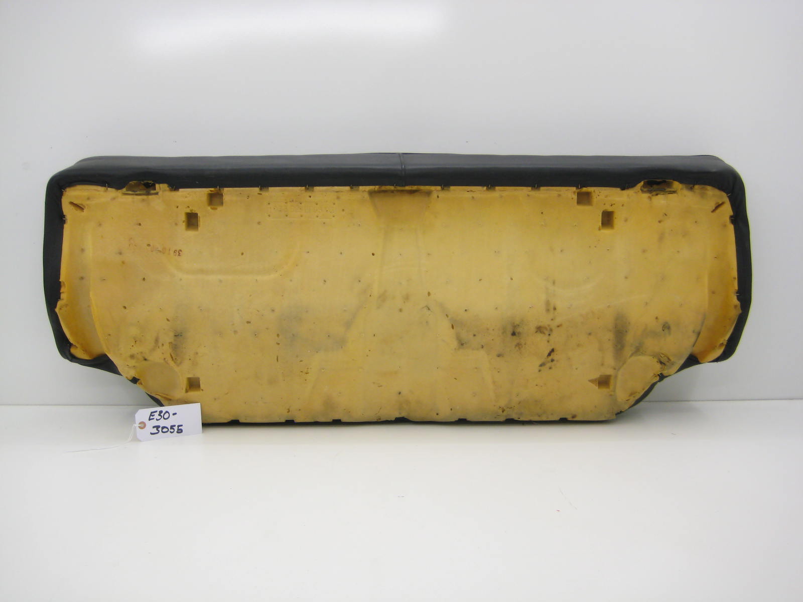 bmw e30 318 325 rear back seat lower bottom