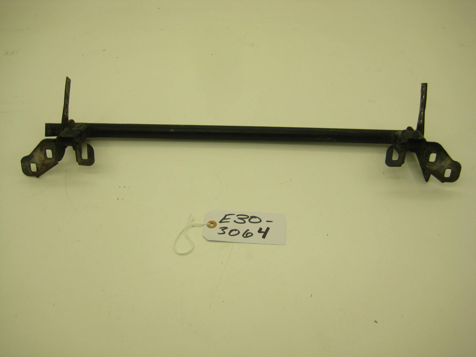 bmw e30 318 325 hood hinge