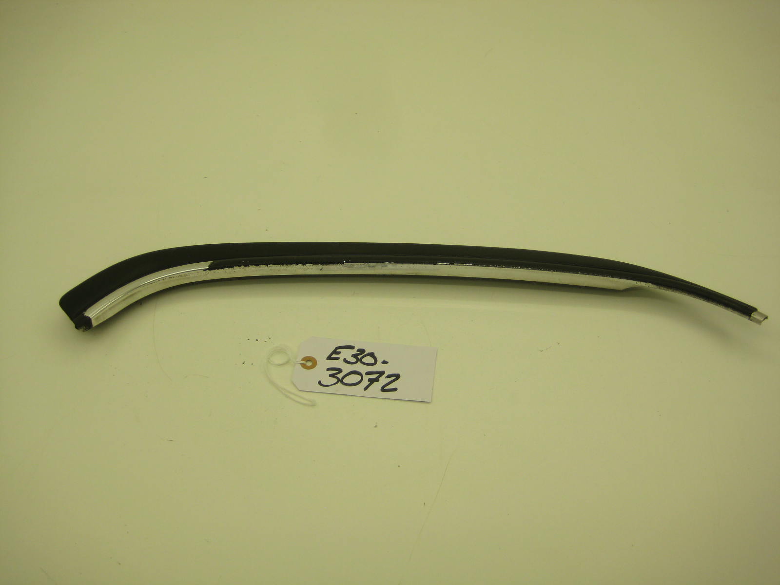 bmw e30 318 325 passenger c pillar trim