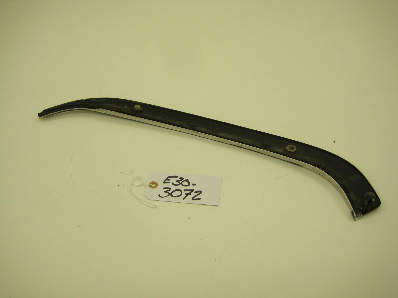 bmw e30 318 325 passenger c pillar trim