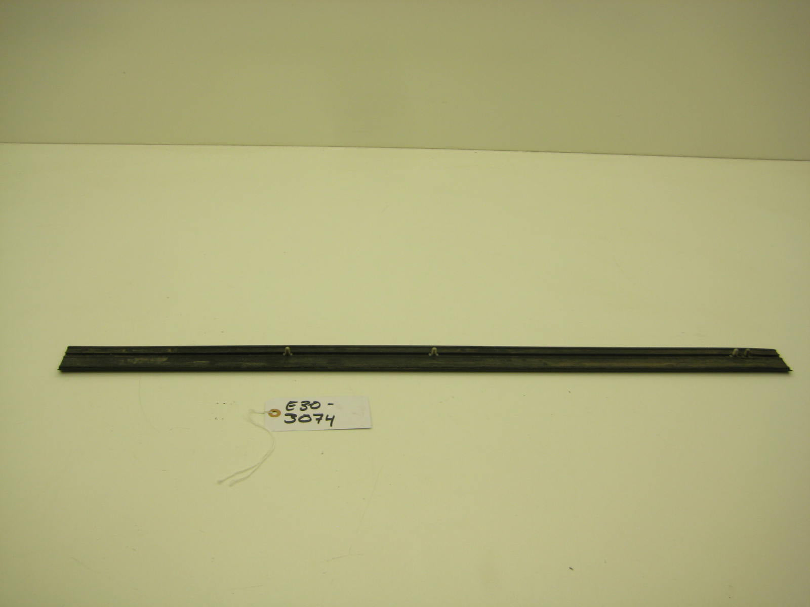 bmw e30 318 325 sill plate trim 2