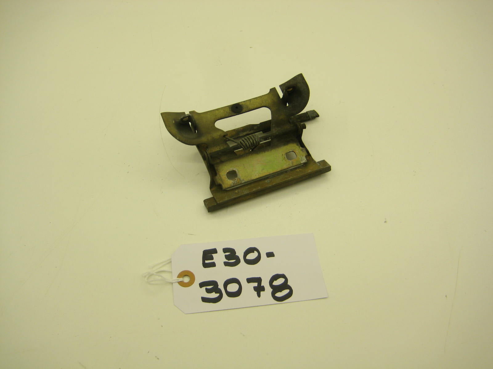 bmw e30 318 325 exterior door handle mechinism