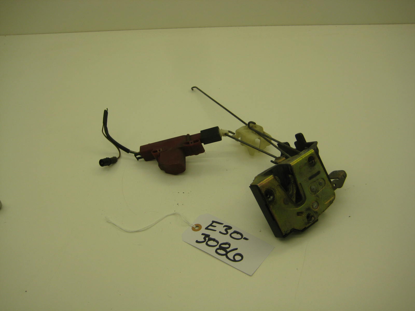 bmw e30 318 325 passenger lock assembly