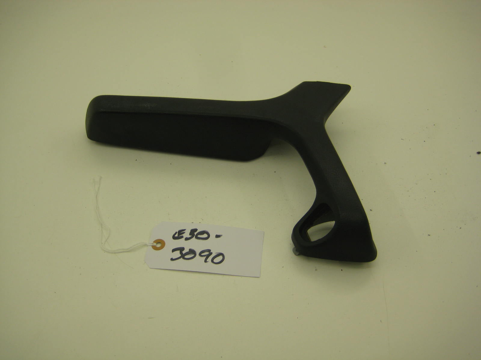 bmw e30 318 325 passenger side arm rest
