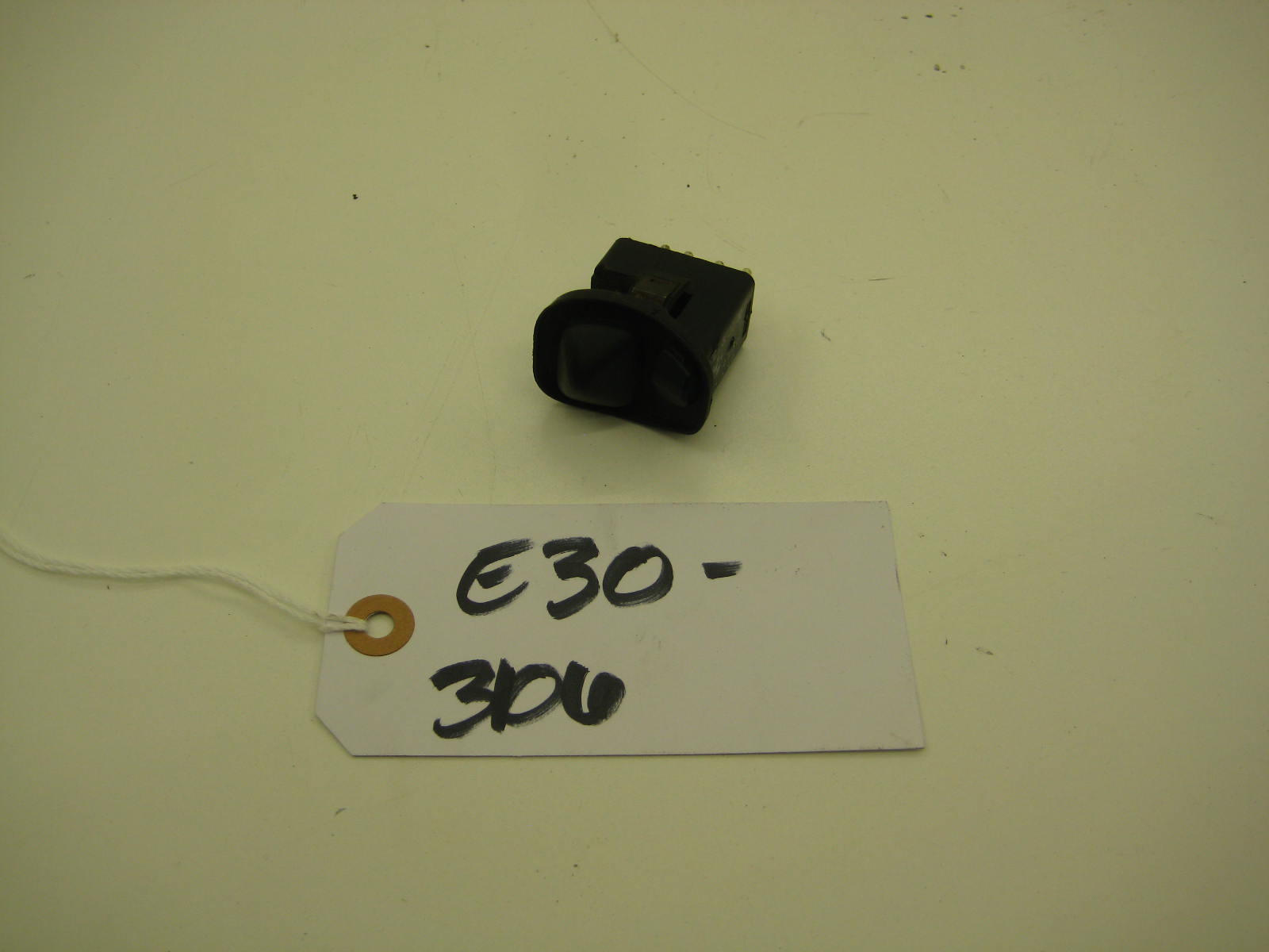 bmw e30 318 325 side mirror adjustment switch button