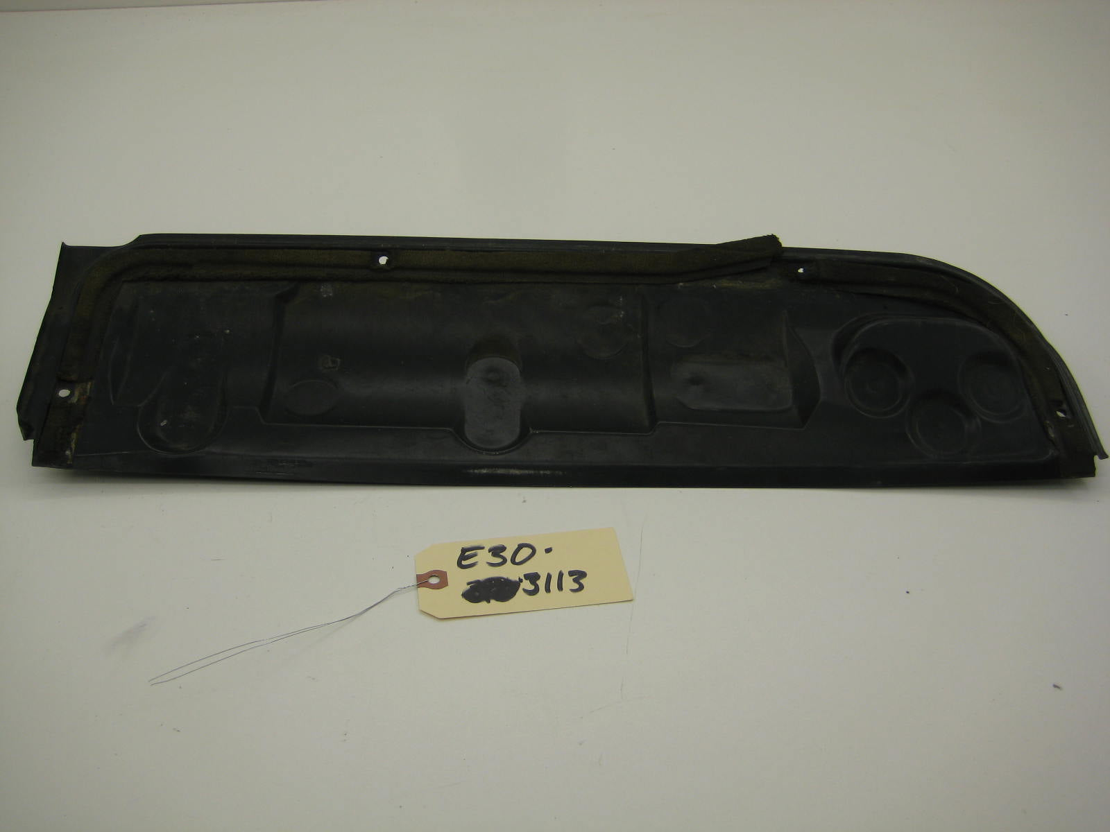 bmw e30 318 325 fan cover in engine bay
