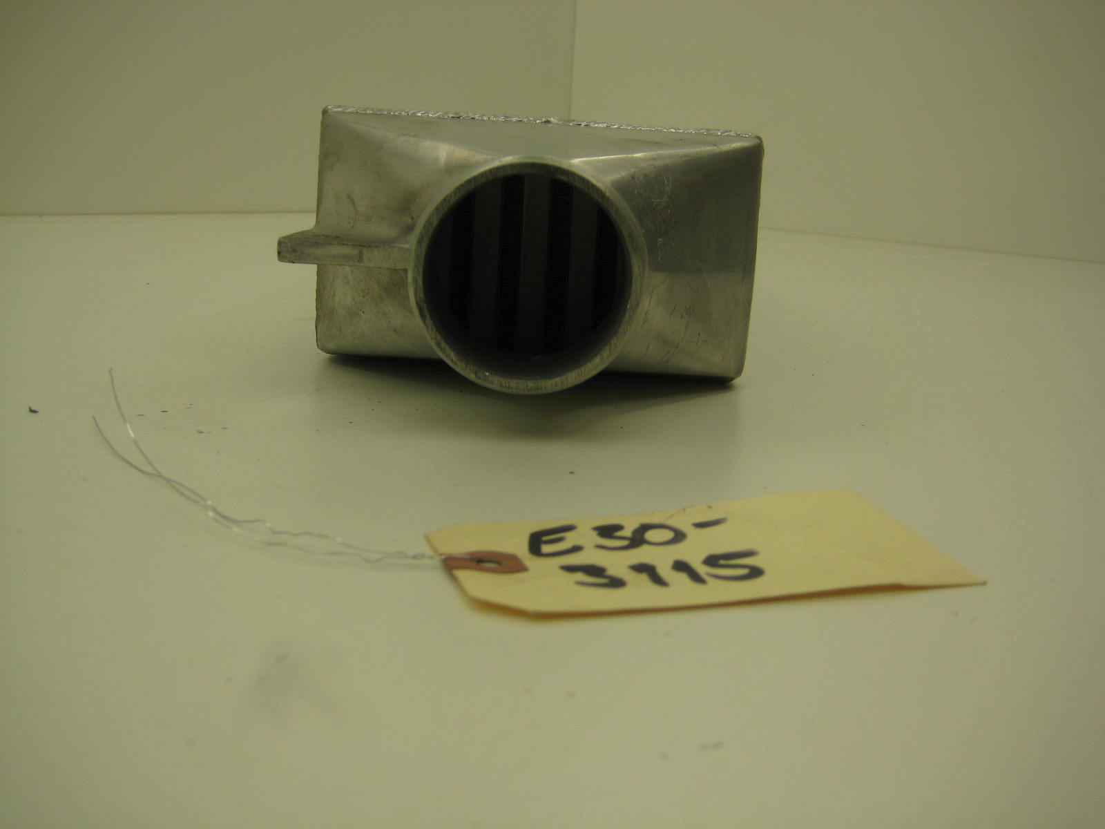 bmw e30 318 325 27x3 5x6 2 5 in out universal intercooler