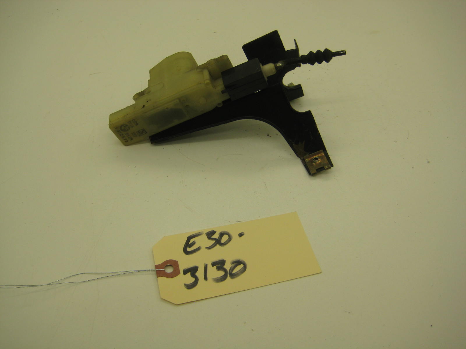 bmw e30 318 325 gas filler door lock