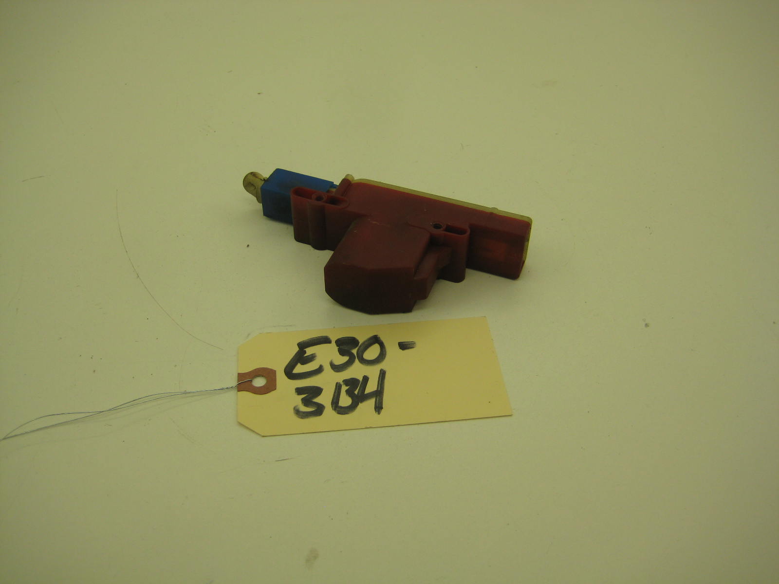 bmw e30 318 325 door lock actuator 2