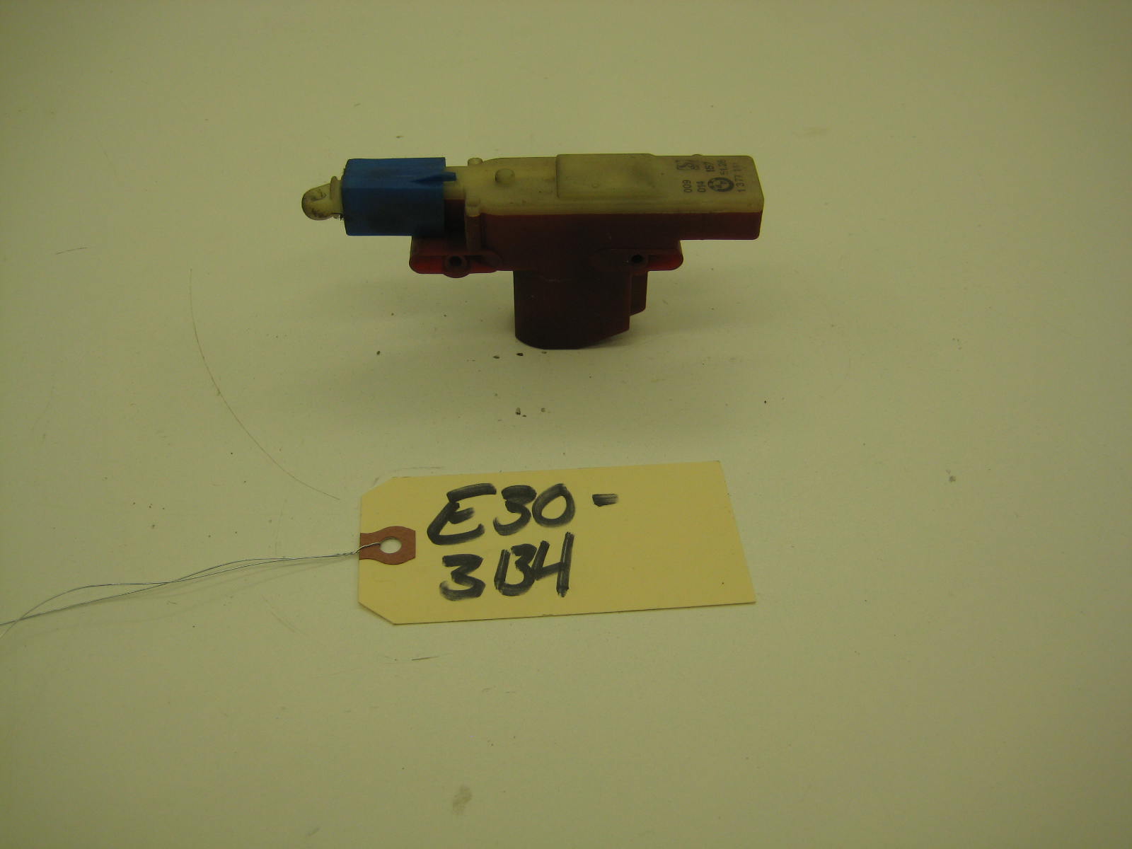 bmw e30 318 325 door lock actuator 2