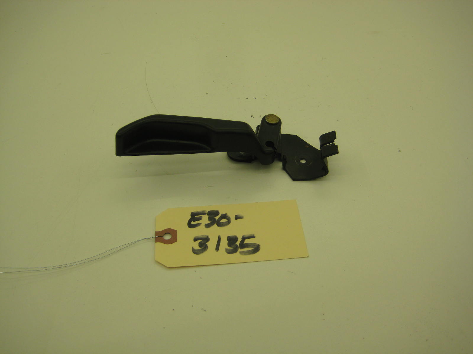 bmw e30 318 325 hood release
