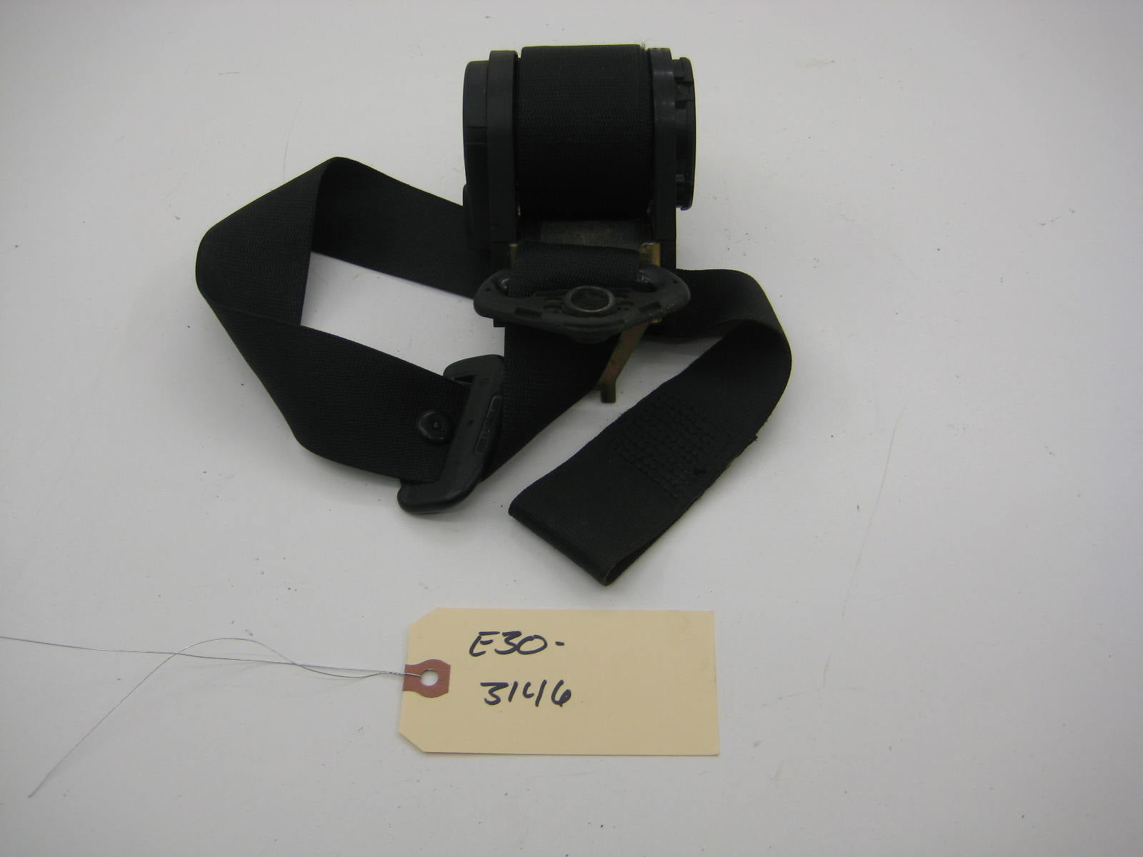 bmw e30 318 325 front seat belt