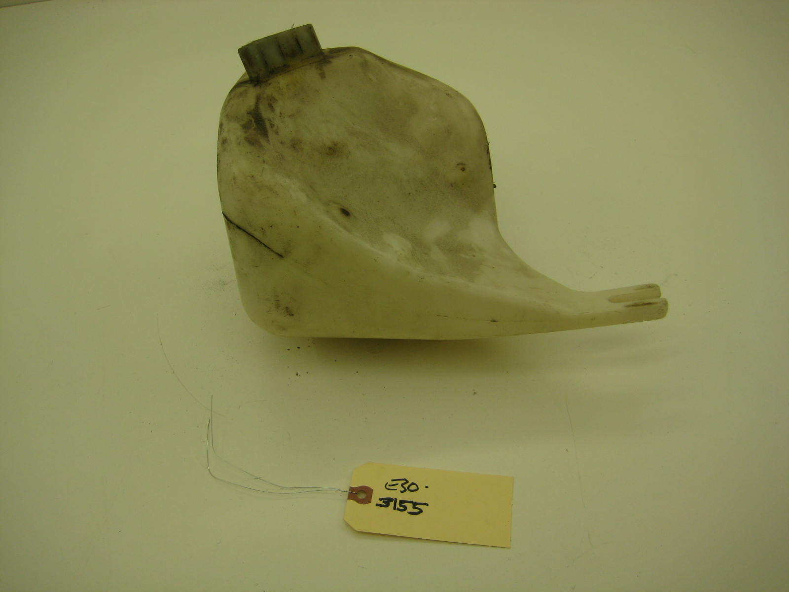 bmw e30 318 325 windshield washer tank and cap