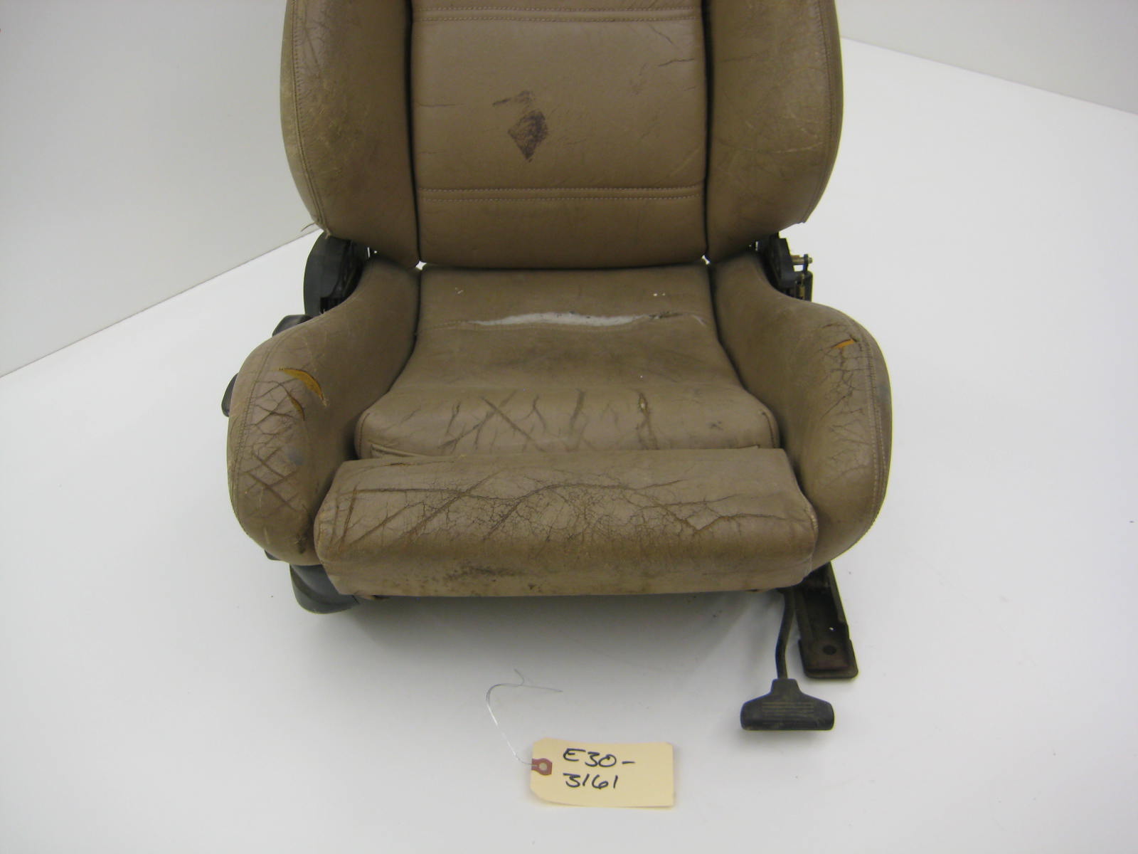 bmw e30 318 325 passenger side sport seat