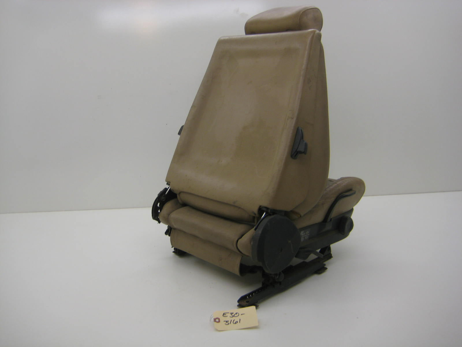 bmw e30 318 325 passenger side sport seat