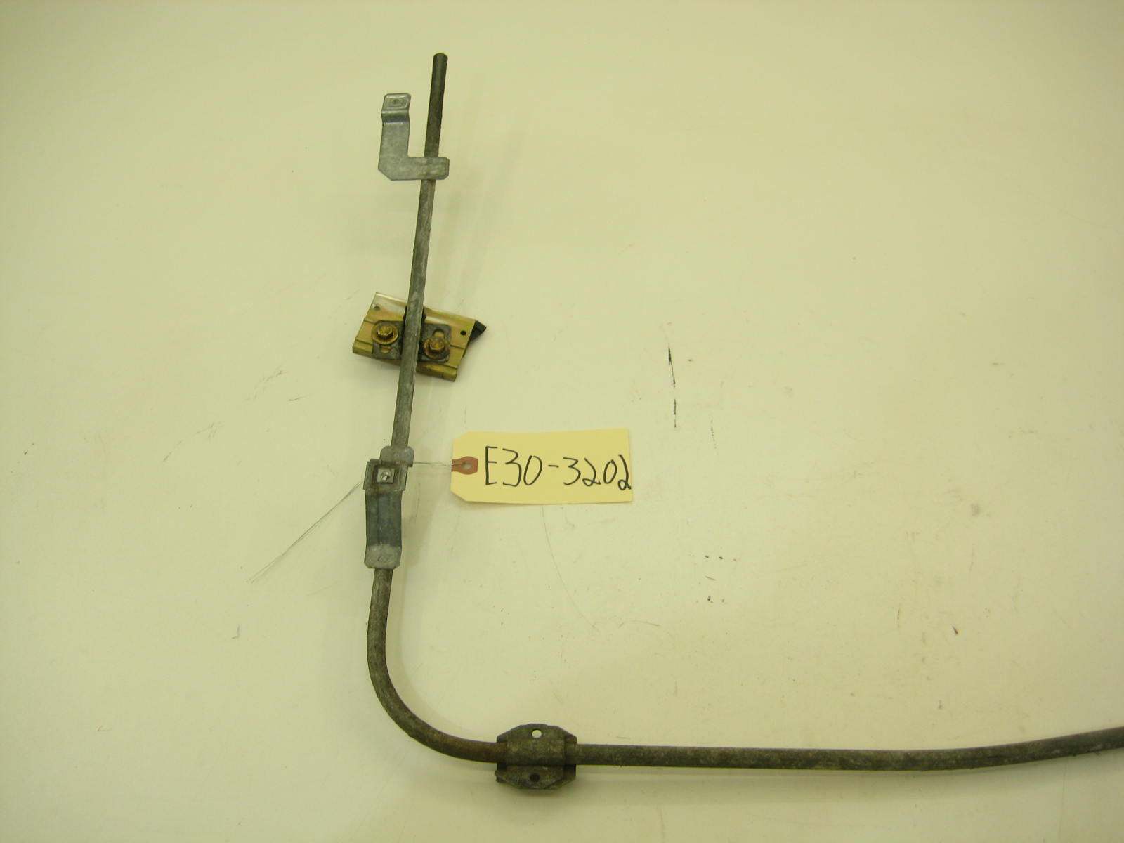 BMW E30 318 325 Early Coupe Driver Window Regulator E30 3202