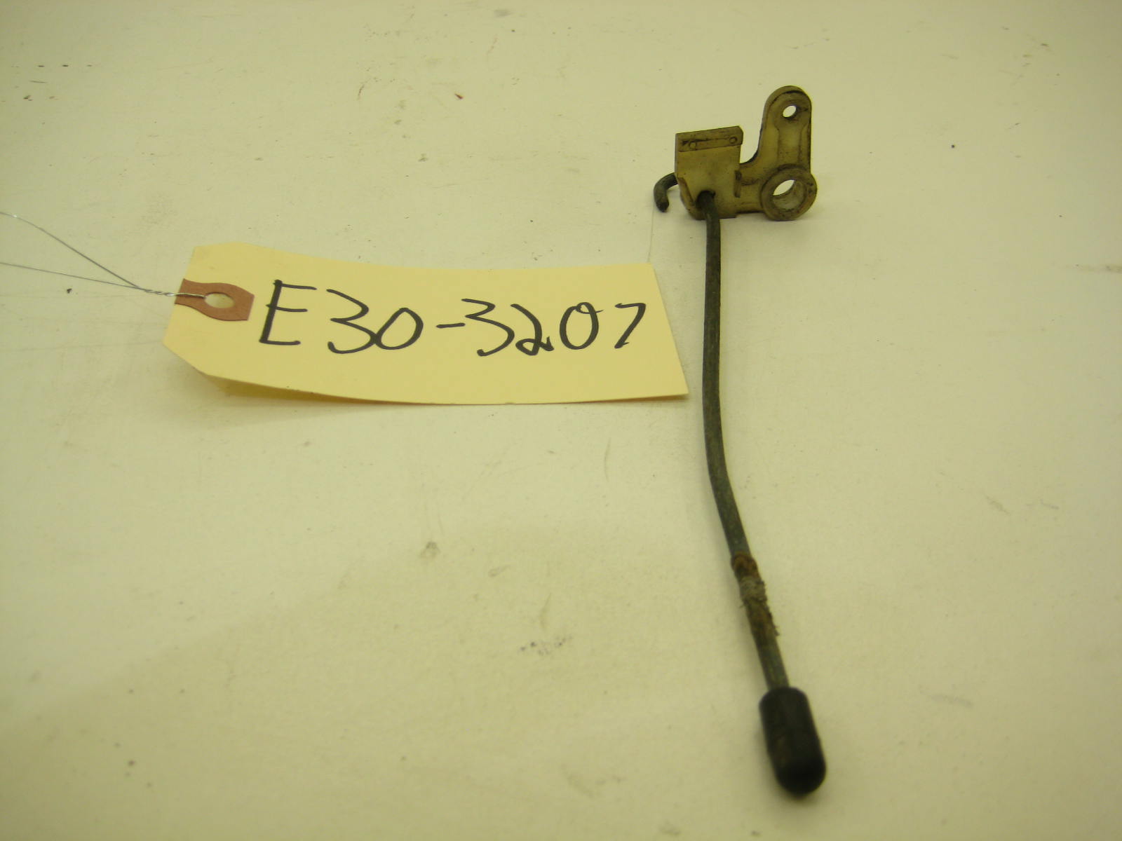 BMW E30 318 325 Early Couper Passenger Door Lock Rod E30 3207