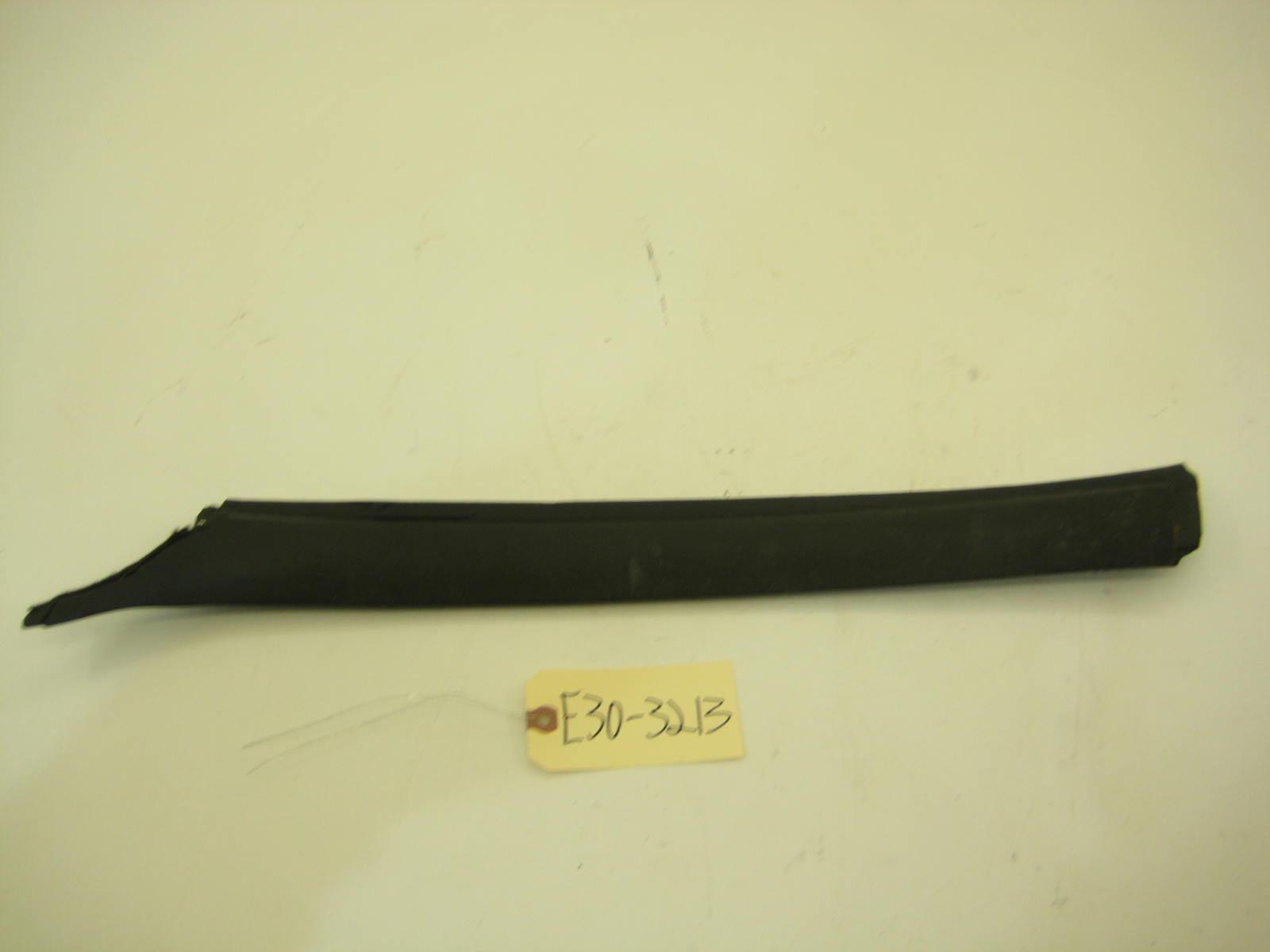 BMW E30 318 325 Drivers Side Interior A Pillar E30 3213