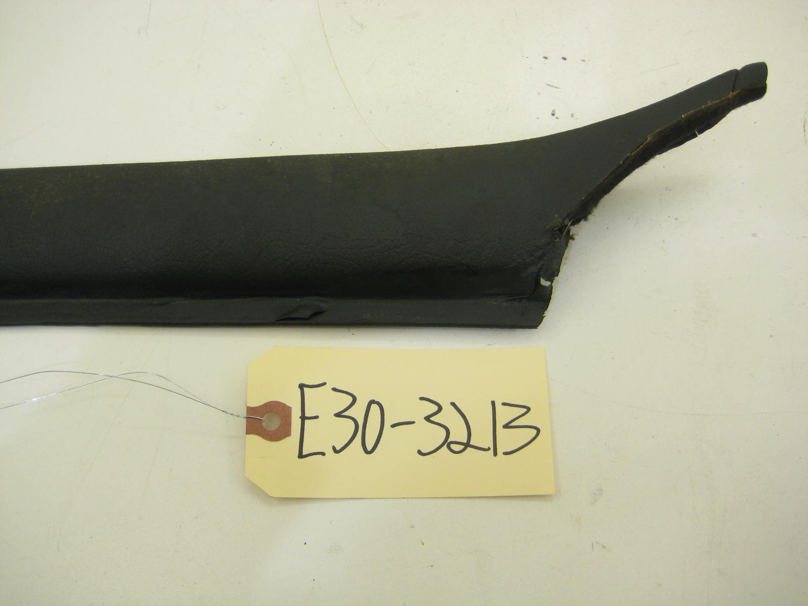 BMW E30 318 325 Drivers Side Interior A Pillar E30 3213