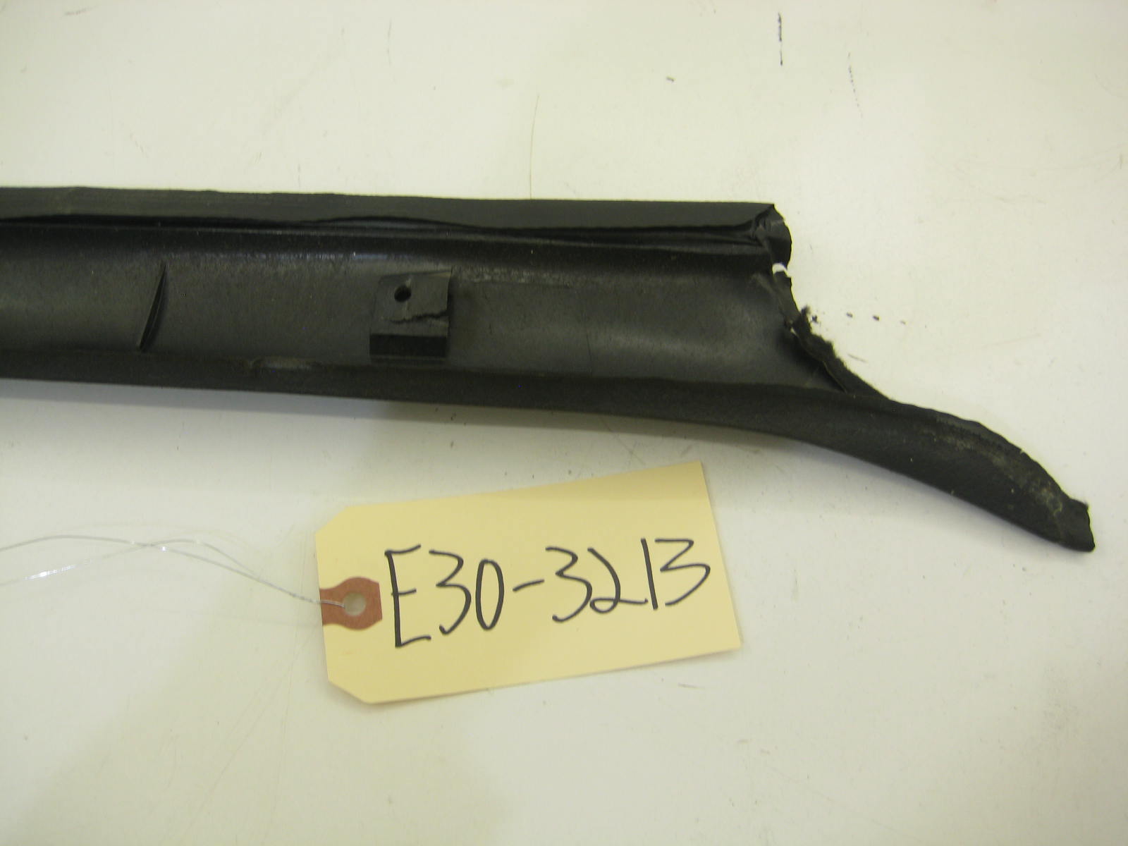 BMW E30 318 325 Drivers Side Interior A Pillar E30 3213