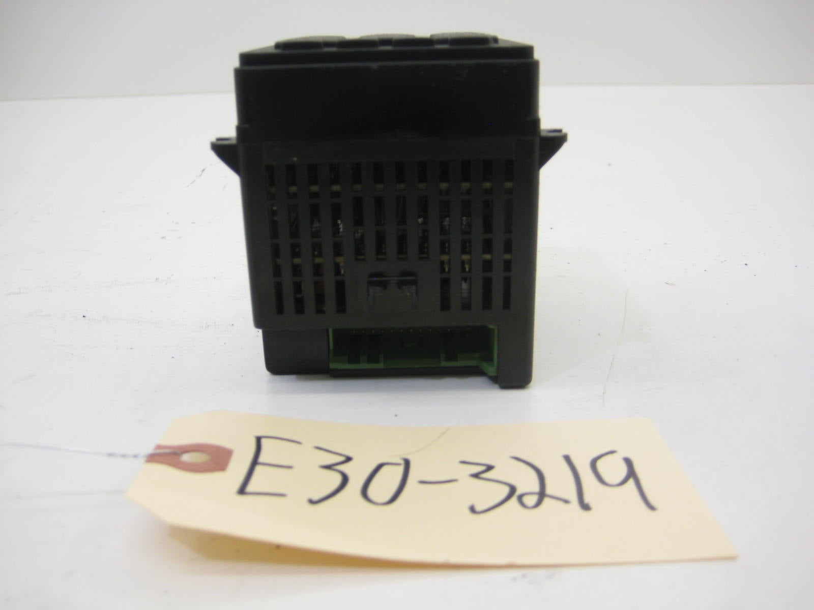 BMW E30 318 325 13 Button OBC E30 3219