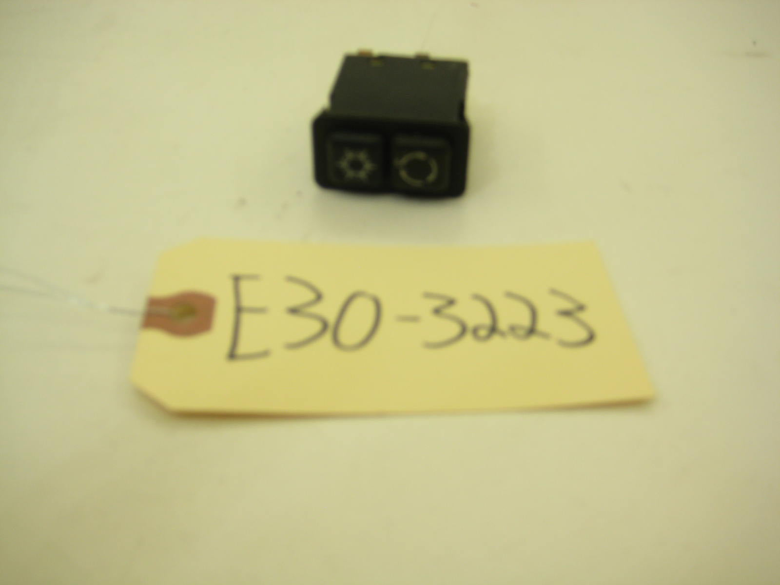 BMW E30 318 325 Coupe Drivers Door Brake E30 3223