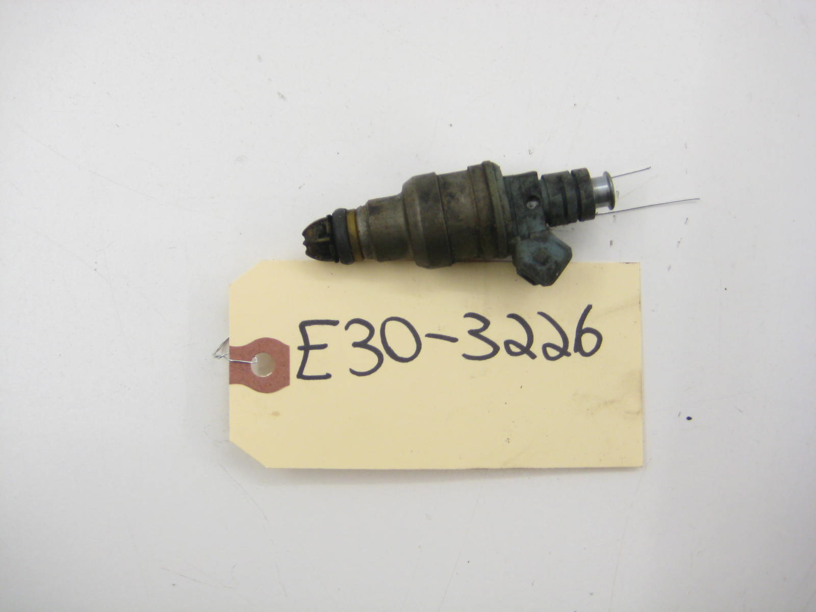 M20B25 Fuel Injector 957280150715