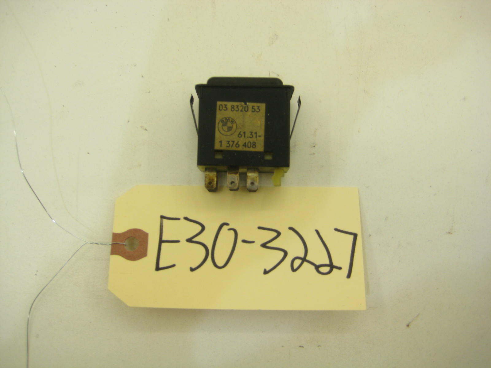 BMW E30 318 325 Defrost Switch Button E30 3227