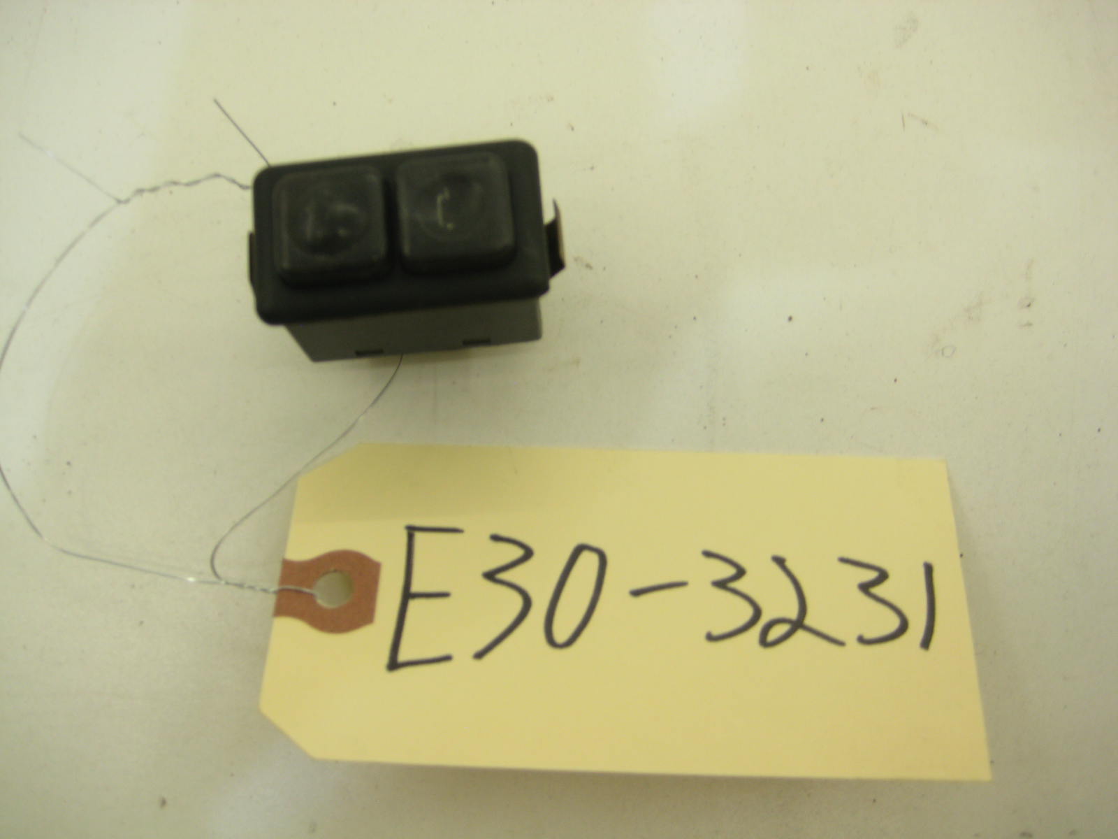 BMW E30 318 325 Window Switch Button E30 3231