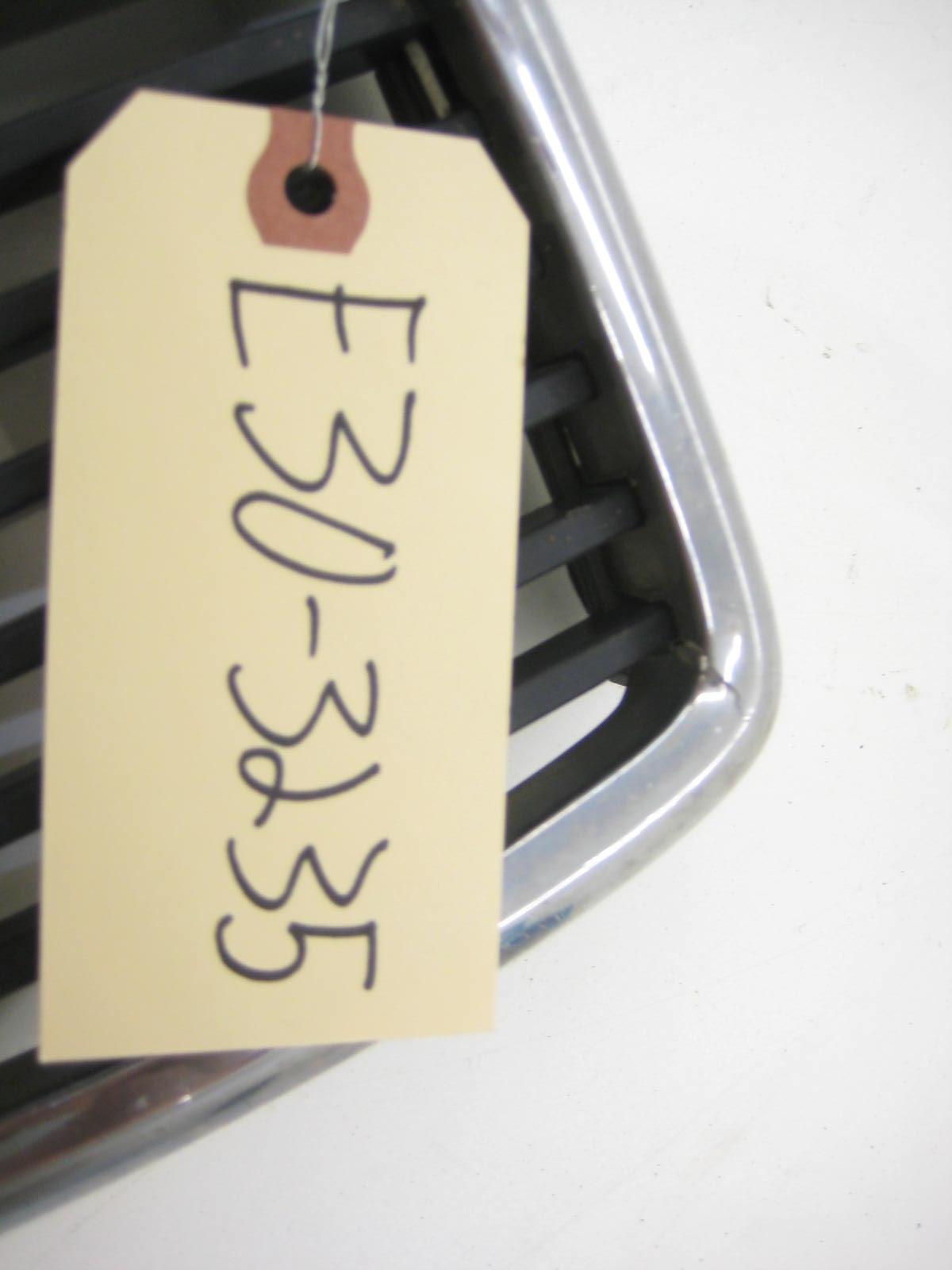 BMW E30 318 325 Center Kidney Grill  E30 3235
