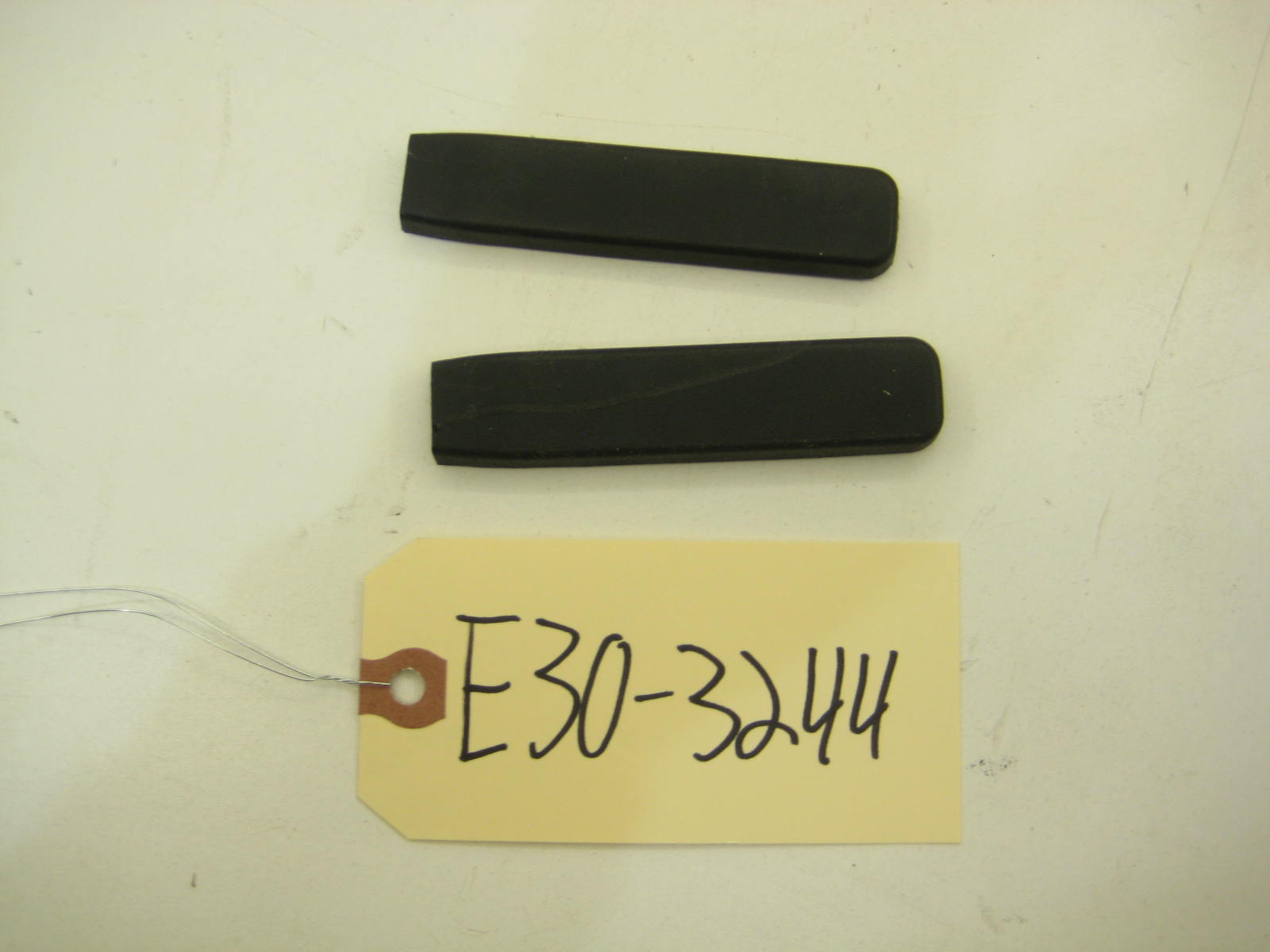 BMW E30 318 325 B Pillar Covers E30 3244