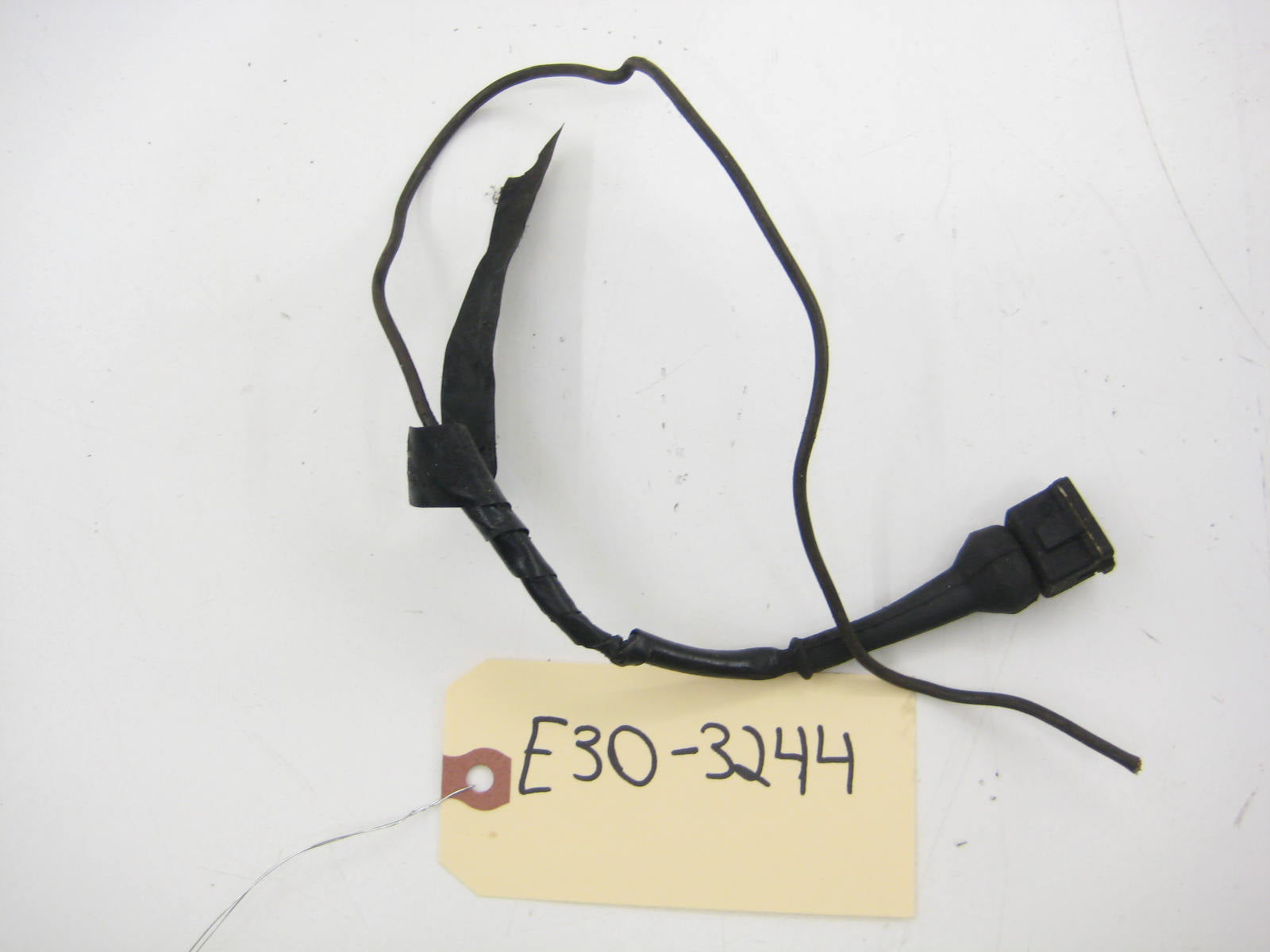 Oil Pressure Pigtail LATE M20