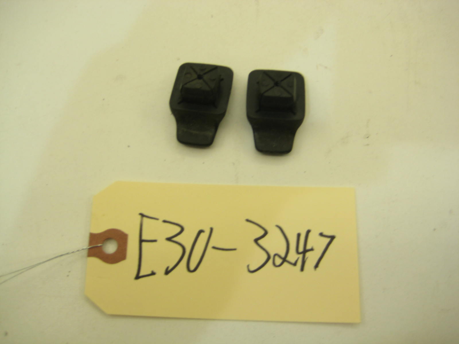 BMW E30 318 325 Garment Headliner Clip E30 3247