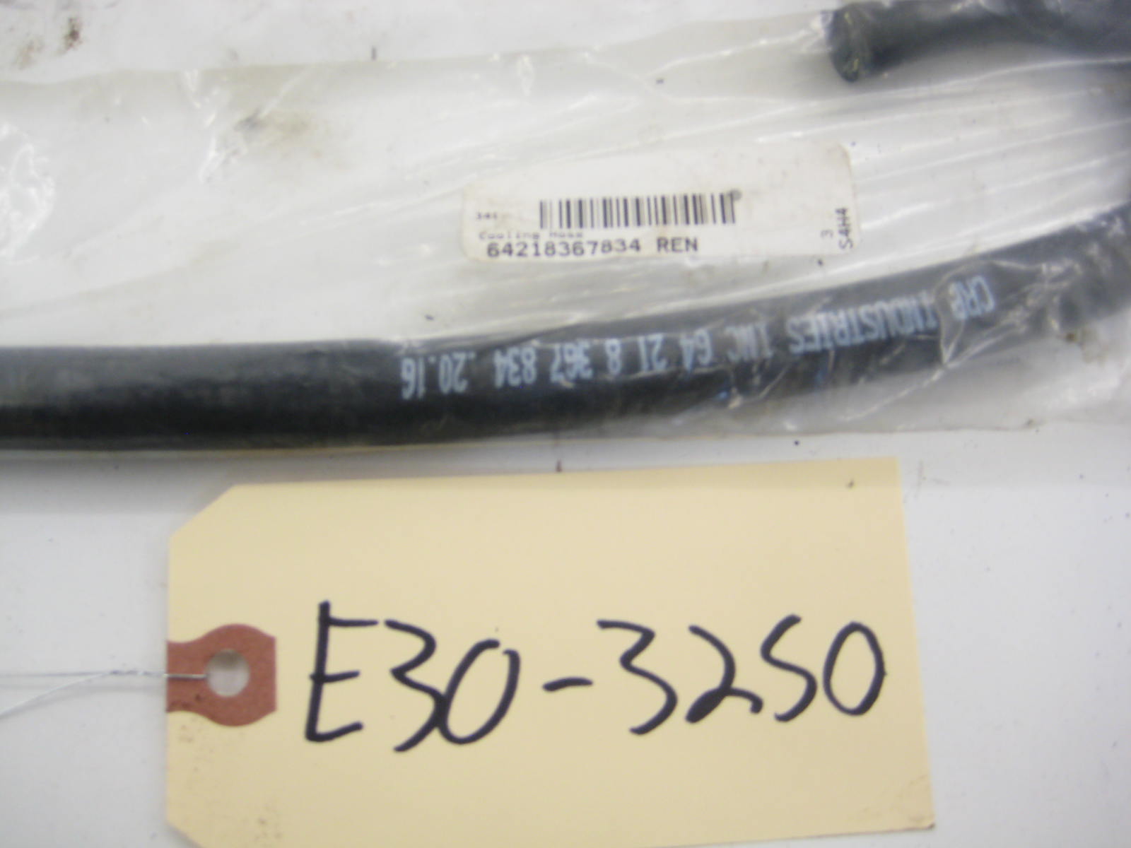 64218367834 Hose