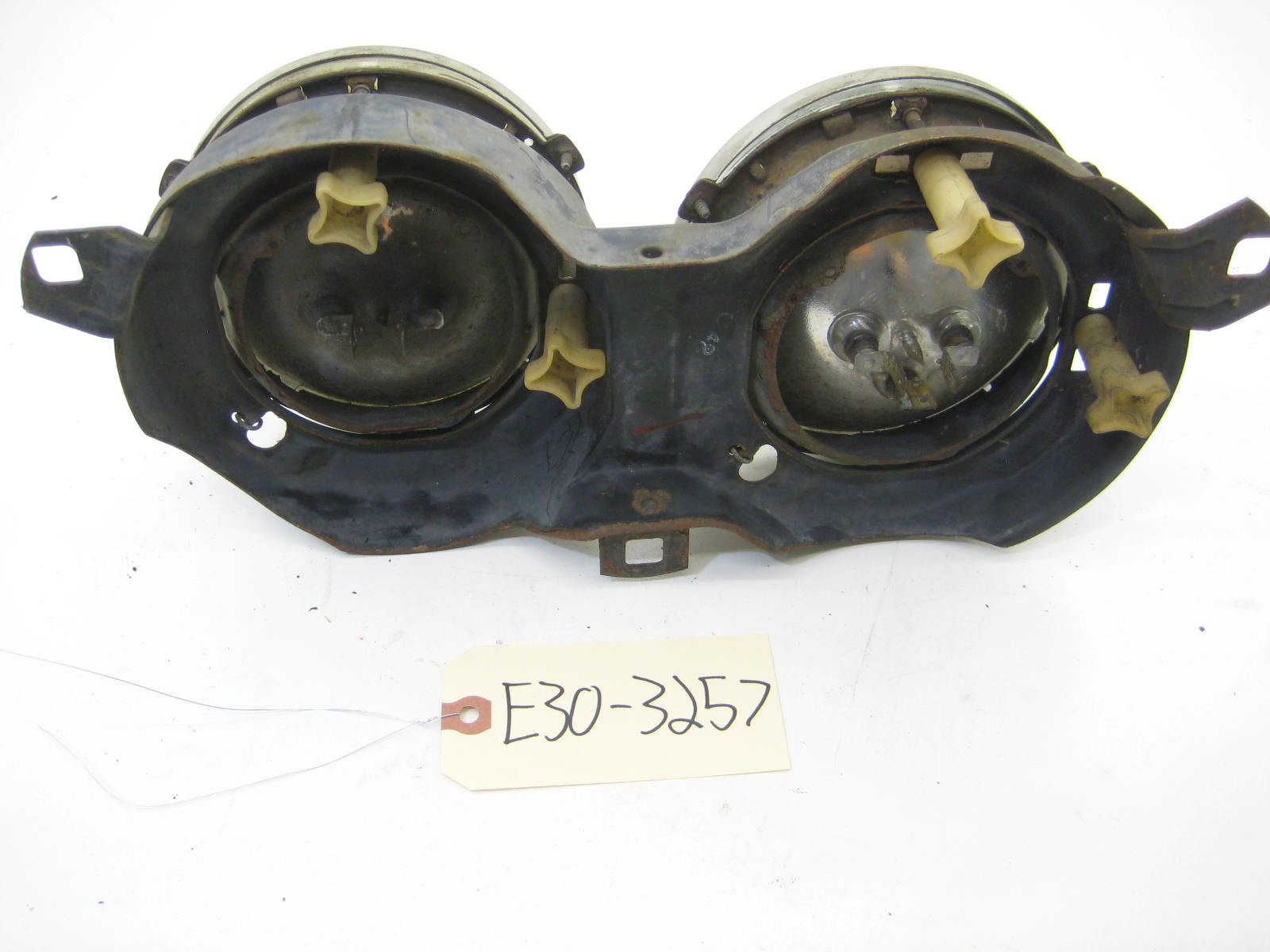 BMW E30 318 325 Drivers Sealed Beam Headlight Assembly E30 3257