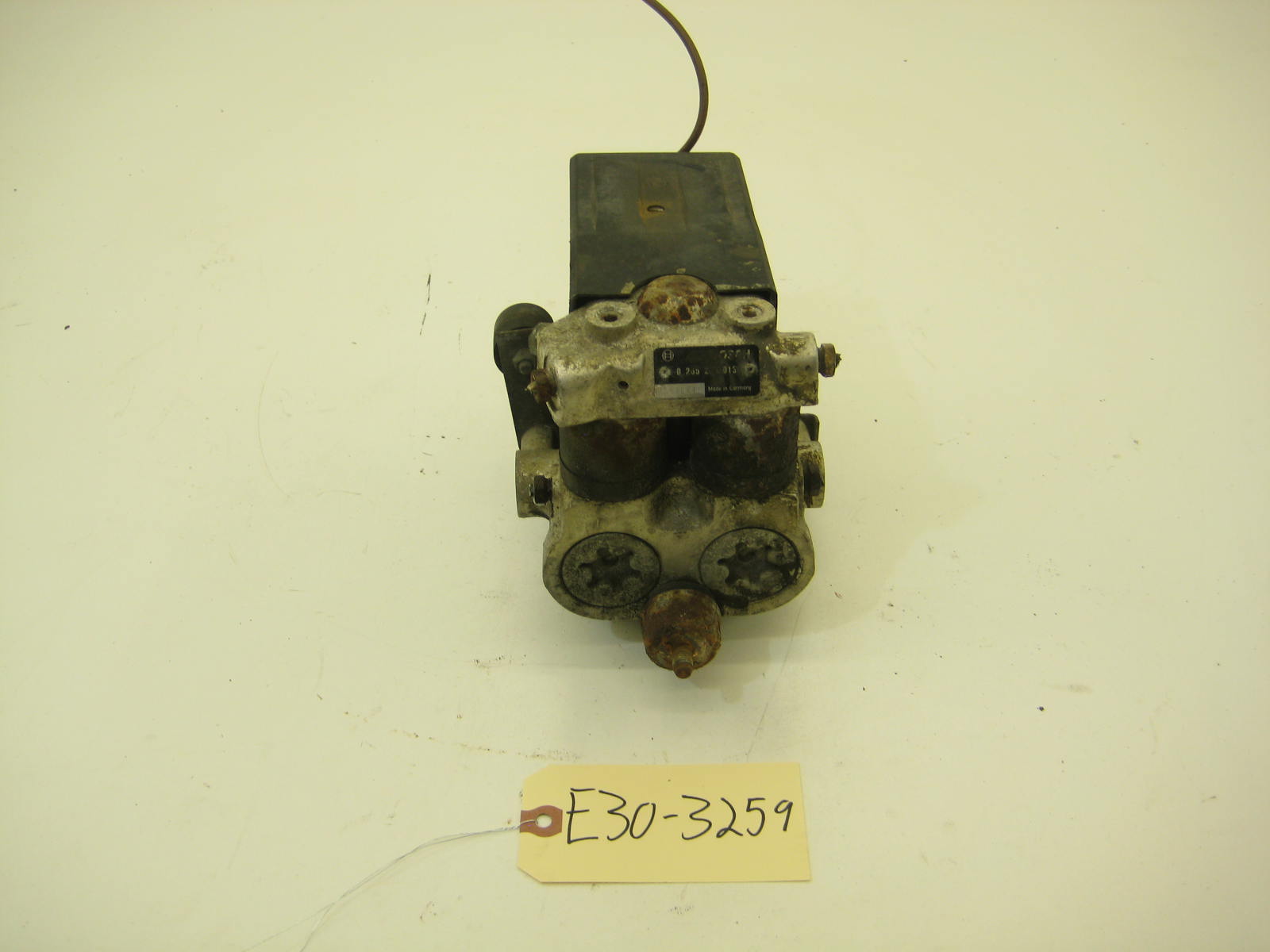 BMW E30 318 325 ABS Pump Assembly Early Car E30 3259
