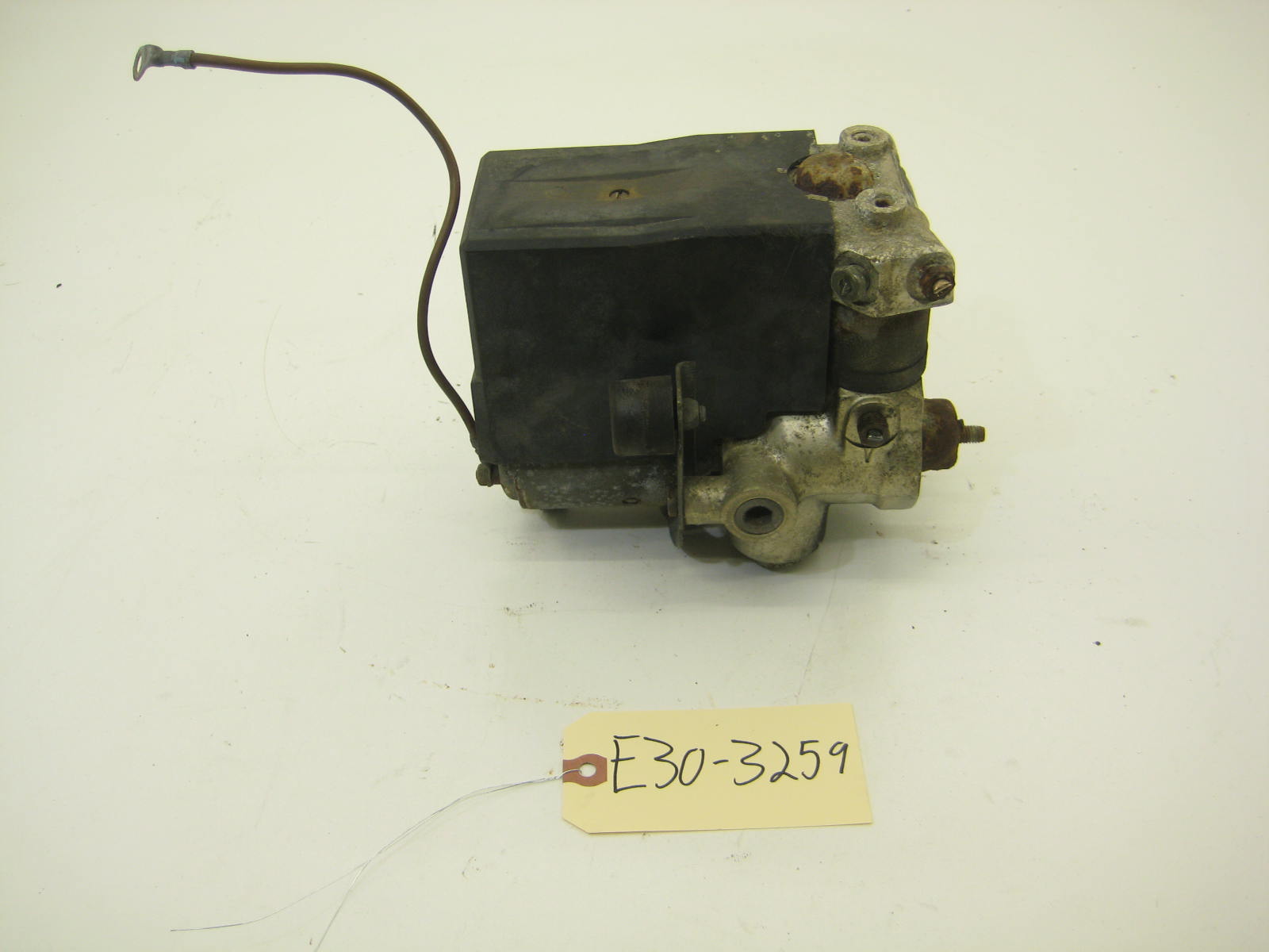 BMW E30 318 325 ABS Pump Assembly Early Car E30 3259