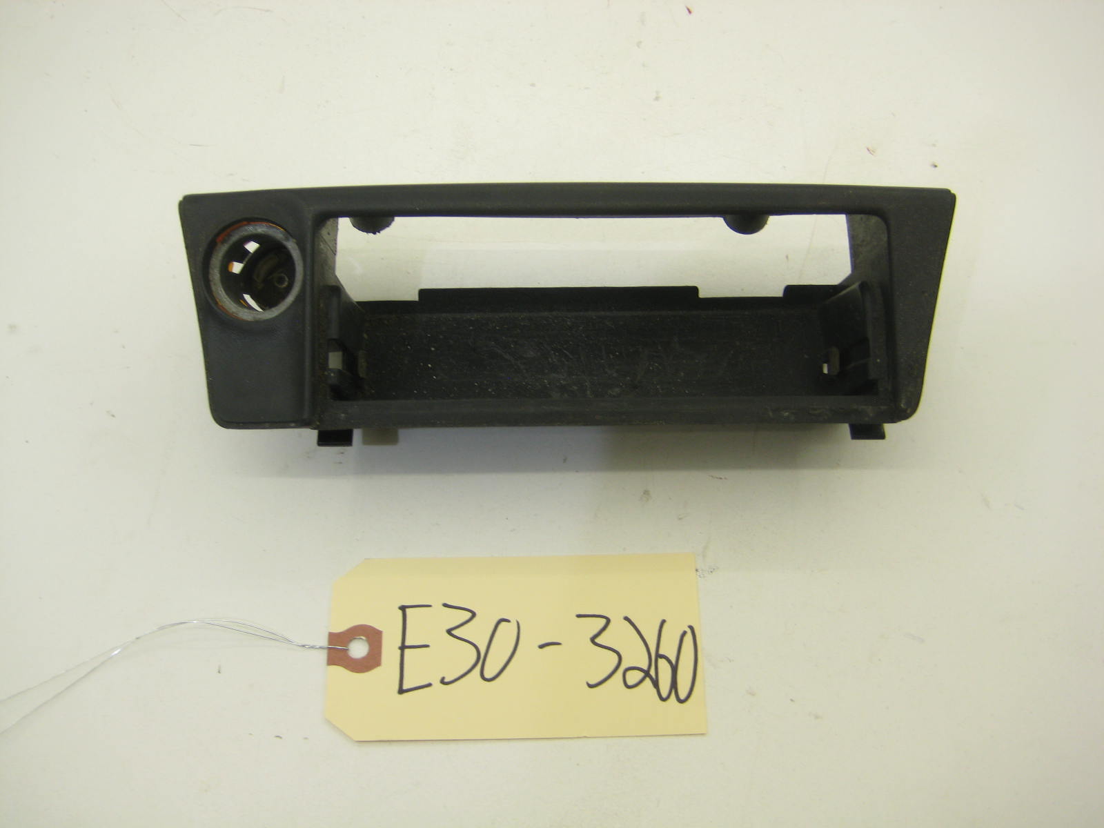 BMW E30 318 325 Front Ashtray Surround E30 3260