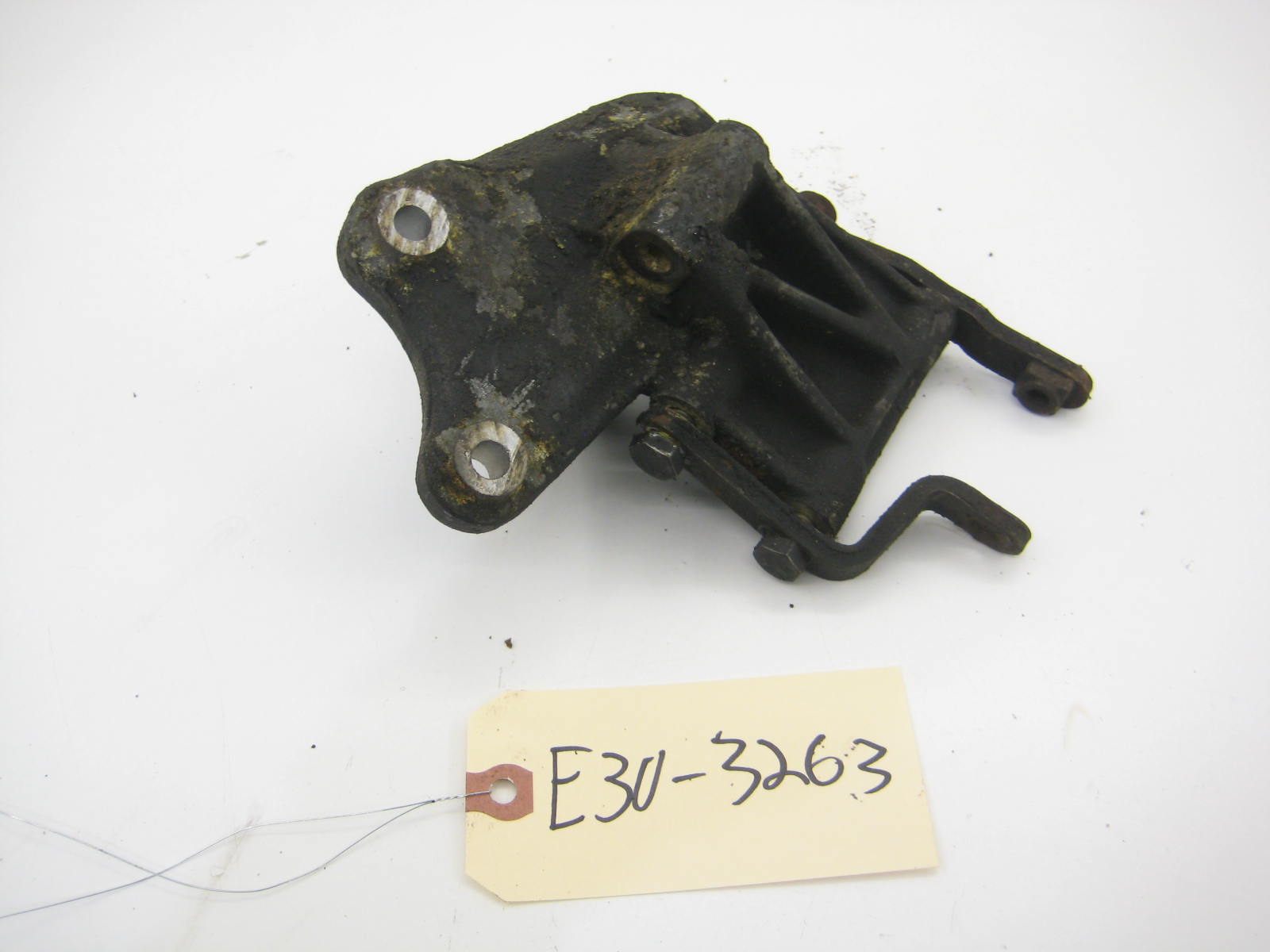 M20 Power Steering Bracket