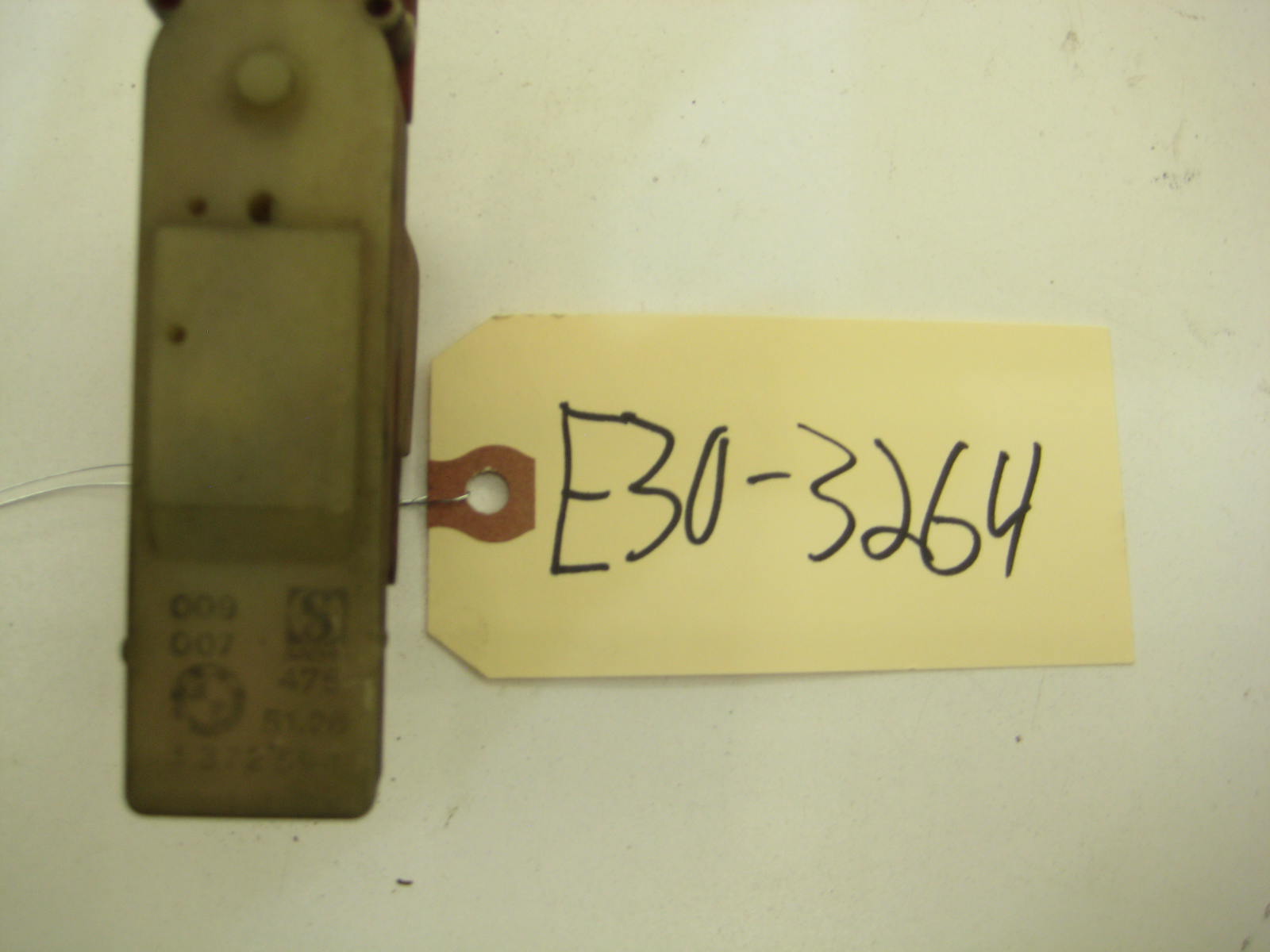 BMW E30 318 325 Drivers Coupe Lock Actuator E30 3264
