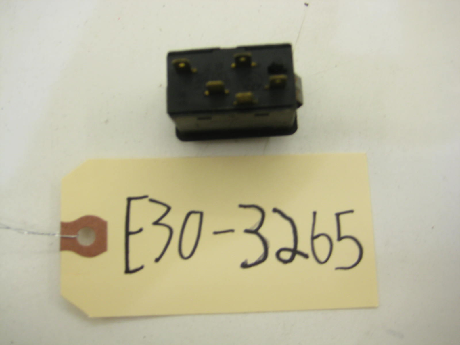 BMW E30 318 325 Window Button Switch E30 3265