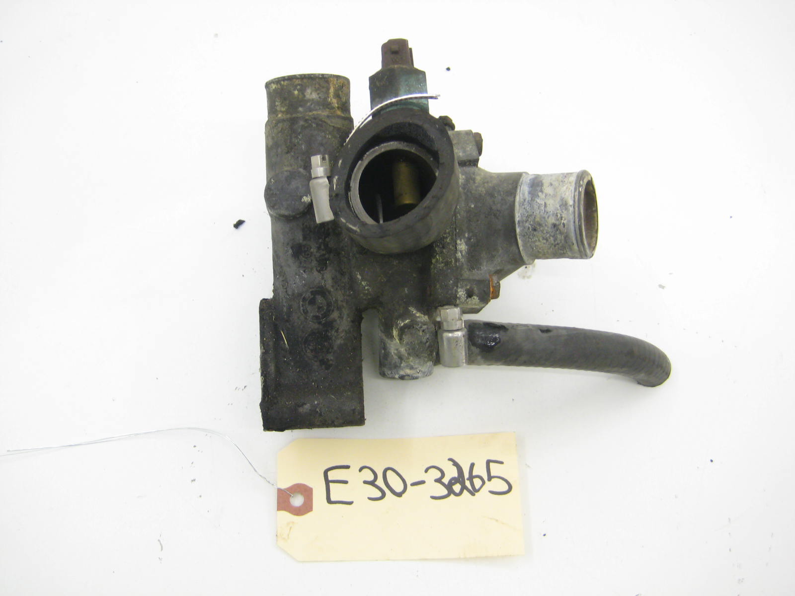 M20 Thermostat Housing