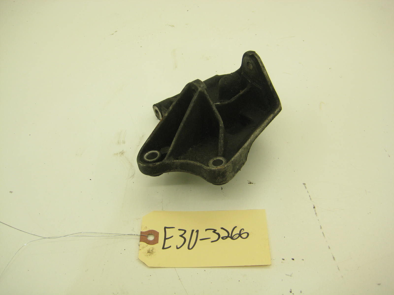 M20 Power Steering Bracket