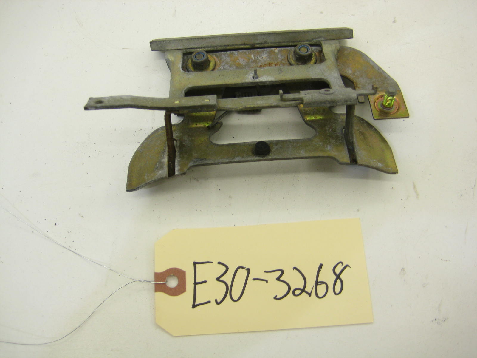 BMW E30 318 325 Drivers Coupe Door Handle Assembly E30 3268
