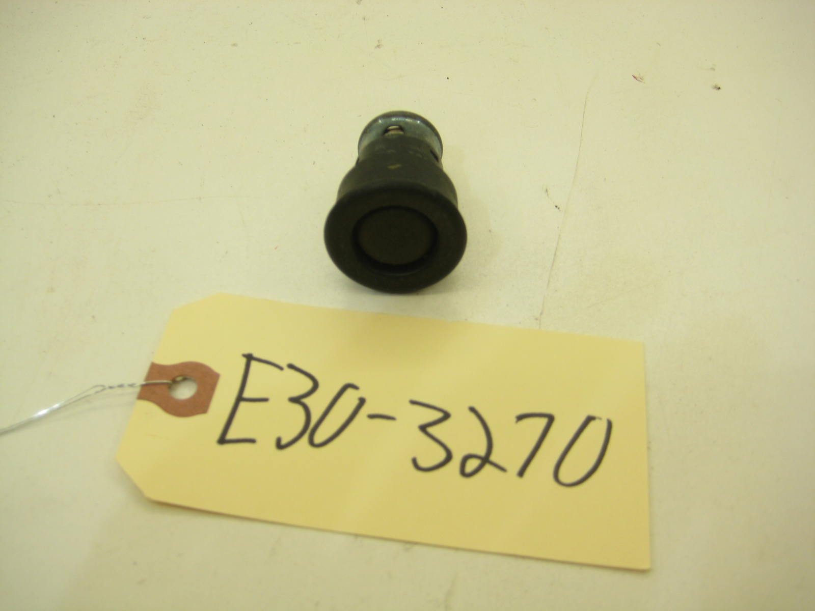 BMW E30 318 325 Cig Lighter E30 3270